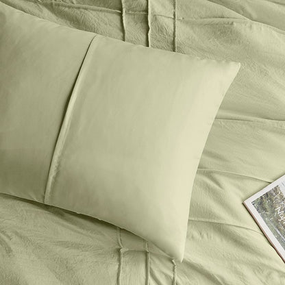 Walker Soft Washed Pleated Comforter Set - Sage