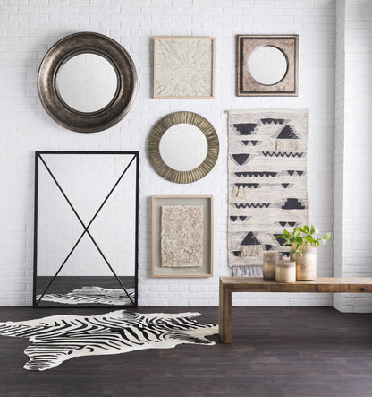 Macapsing Wall Hanging