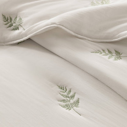 Willow Embroidered Botanical 100% Cotton Lightweight Quilt Set | White & Sage