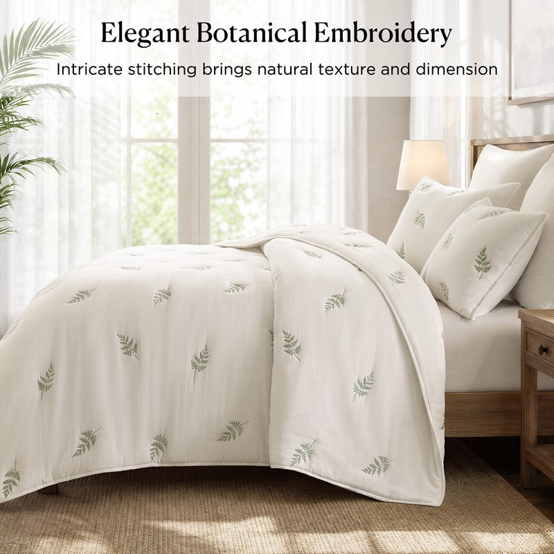 Willow Embroidered Botanical 100% Cotton Lightweight Quilt Set | White & Sage