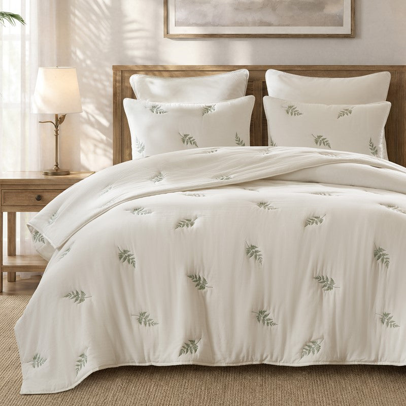 Willow Embroidered Botanical 100% Cotton Lightweight Quilt Set | White & Sage