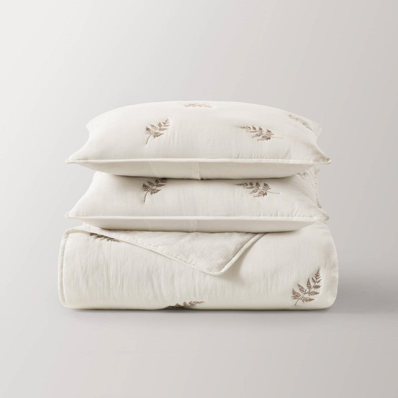 Willow Embroidered Botanical 100% Cotton Lightweight Quilt Set | White & Grey