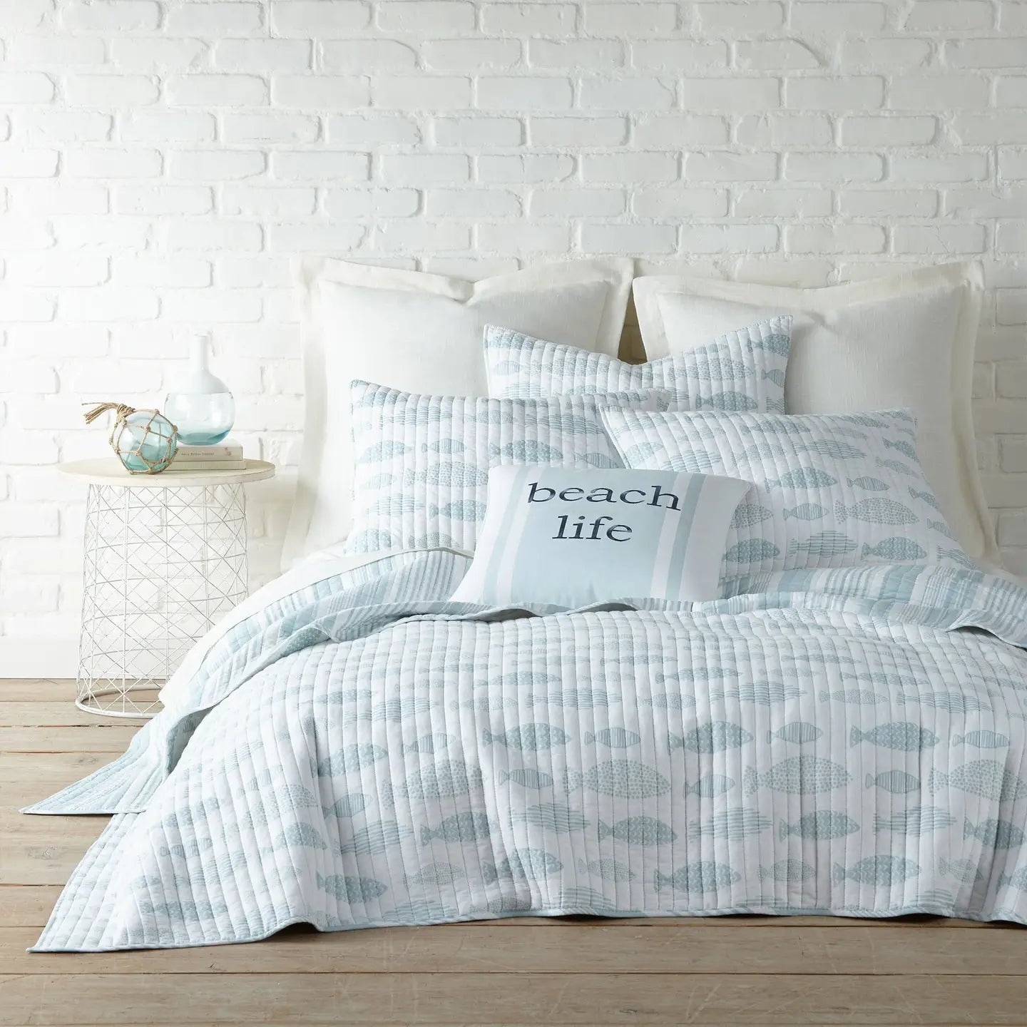 Aqua Breeze Quilt Set