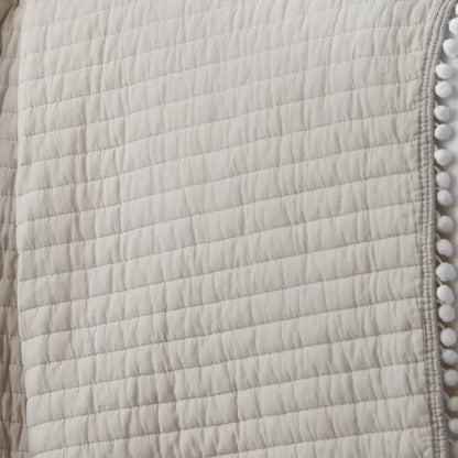 Pom Pom Quilt