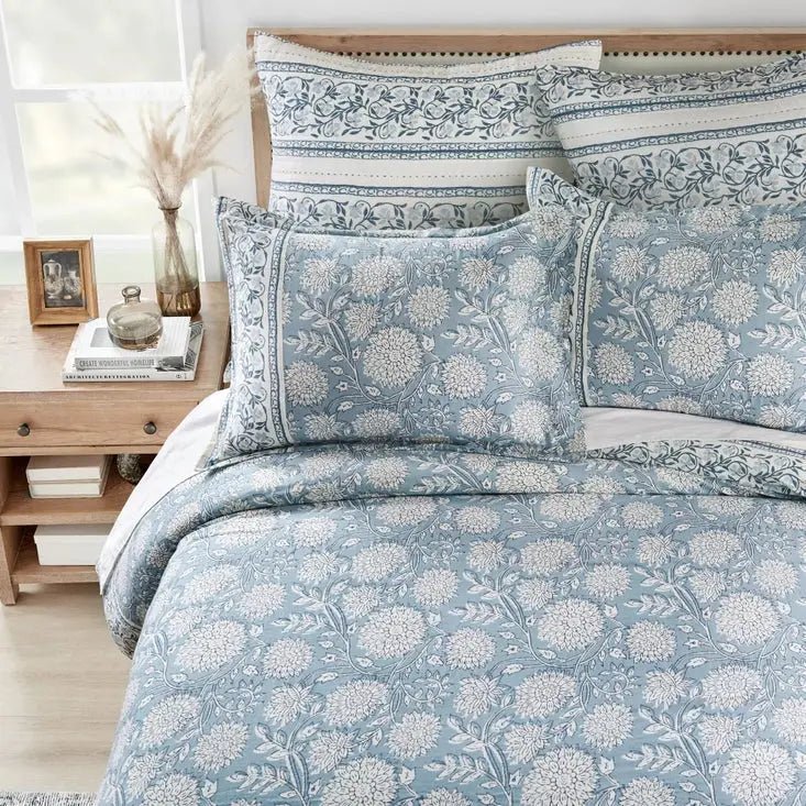 Adare Coastal Floral Comforter Set - Elegant Traditional Design with Luxurious Cotton Fabric - Quahog Bay Bedding
