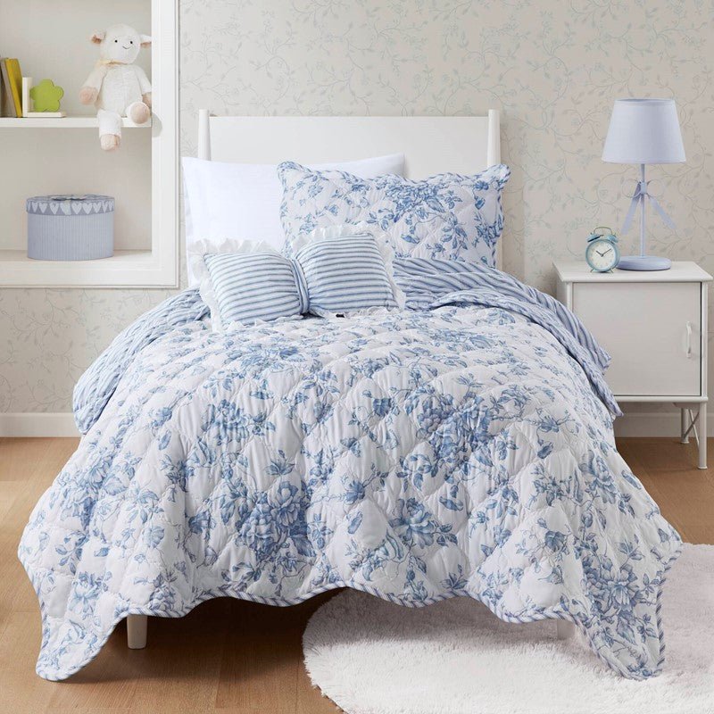 Adele Vintage Cottage Style Scalloped Edge Quilt Set | Blue - Quahog Bay Bedding