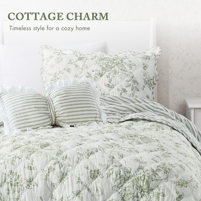 Adele Vintage Cottage Style Scalloped Edge Quilt Set | Green - Quahog Bay Bedding