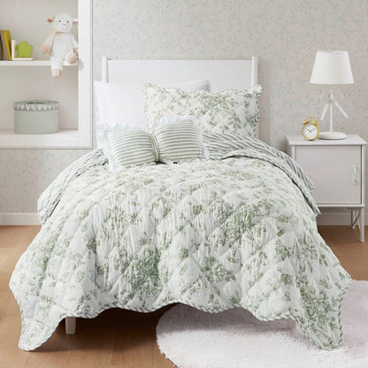 Adele Vintage Cottage Style Scalloped Edge Quilt Set | Green - Quahog Bay Bedding
