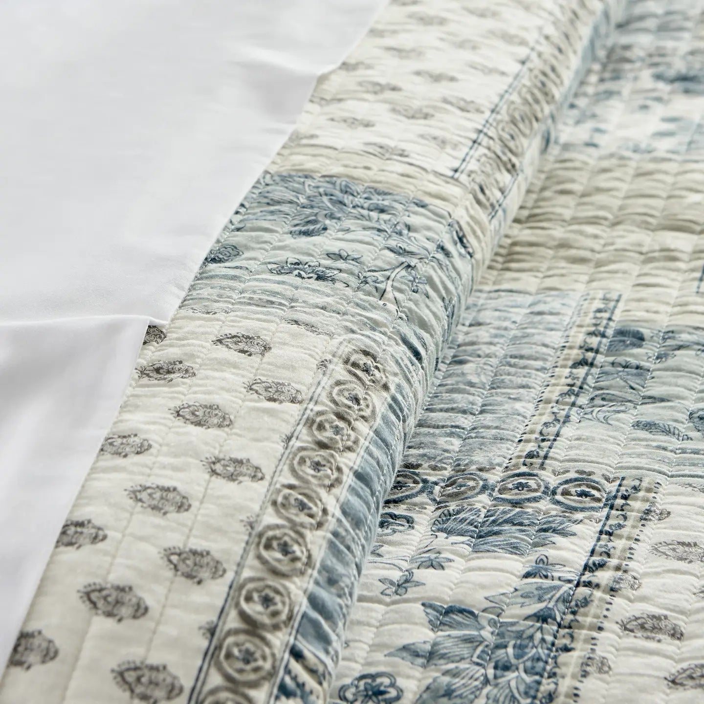 Aliza Quilt Set - Coastal Quilt Set - Quahog Bay Bedding
