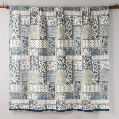 Aliza Quilt Set - Coastal Quilt Set - Quahog Bay Bedding