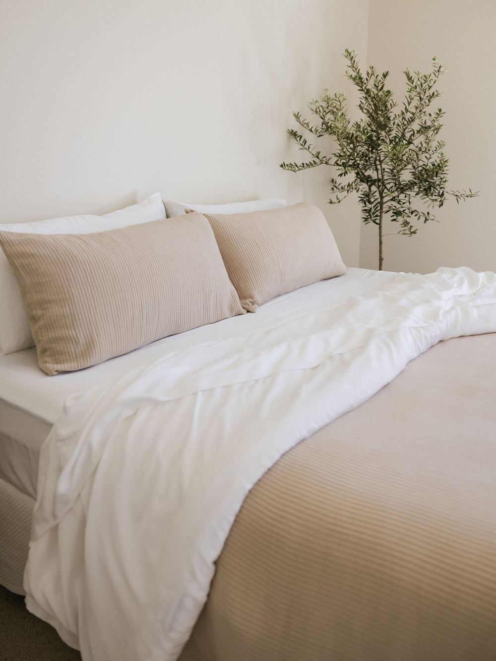 Bamboo Coverlet - Quahog Bay Bedding