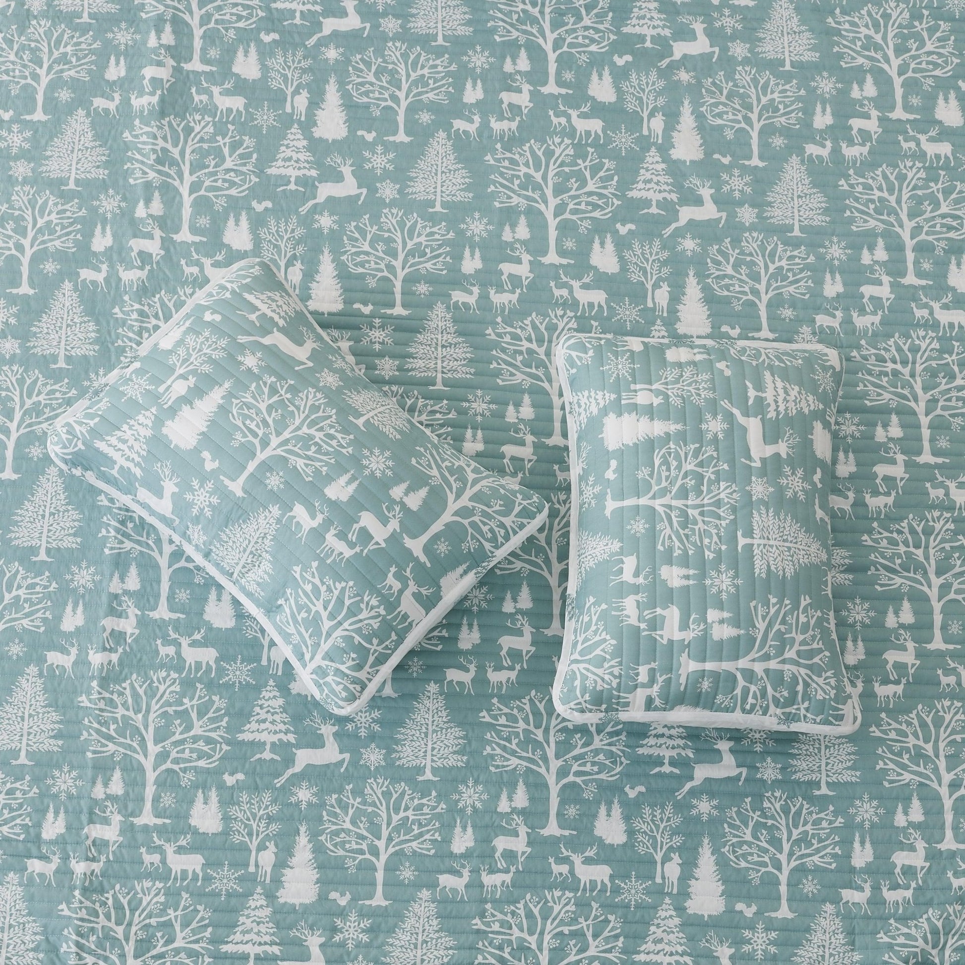 Blue Lodge Woods Quilt - Coastal Christmas Bedding - Quahog Bay Bedding