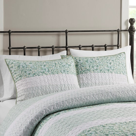 Coastal Shabby Chic Seersucker Green Quilt Set