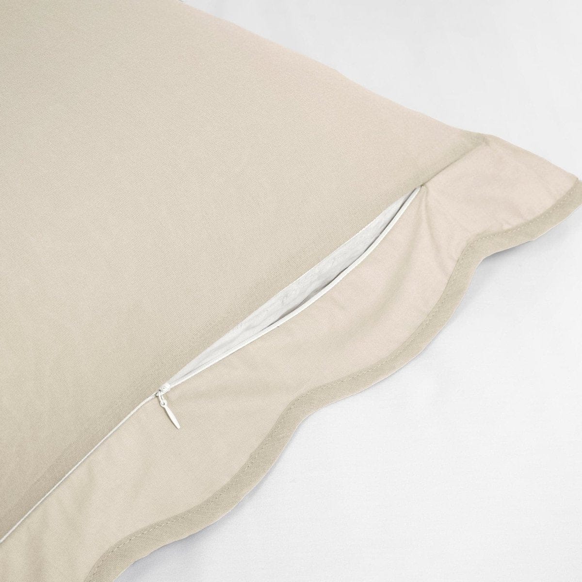 Coastal Chic Scalloped Edge 100% Cotton Reversible Duvet Cover Set - Quahog Bay Bedding