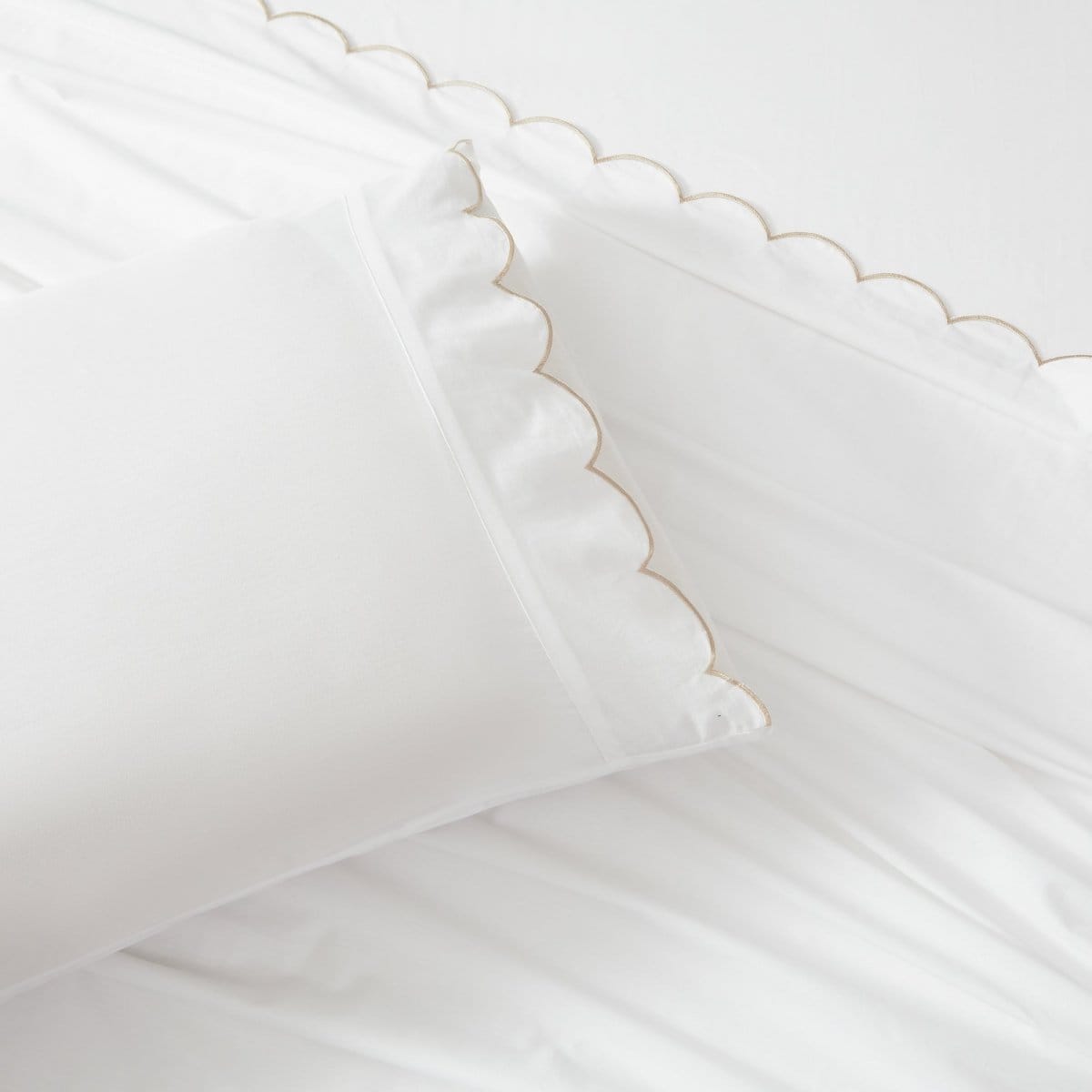 Coastal Chic Scalloped Edge Cotton Sheet Set - Quahog Bay Bedding