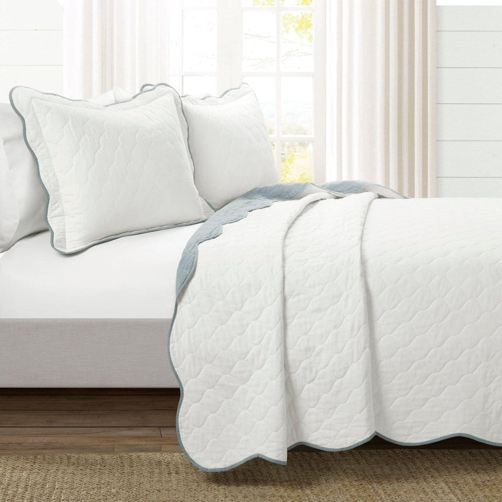 Coastal Chic Scalloped Edge Reversible Quilt 3 Piece Set - Quahog Bay Bedding