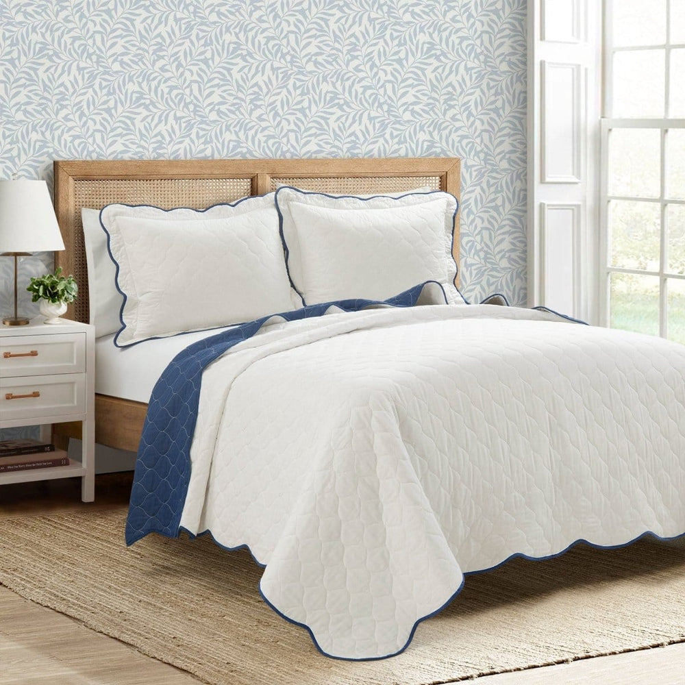 Coastal Chic Scalloped Edge Reversible Quilt 3 Piece Set - Quahog Bay Bedding