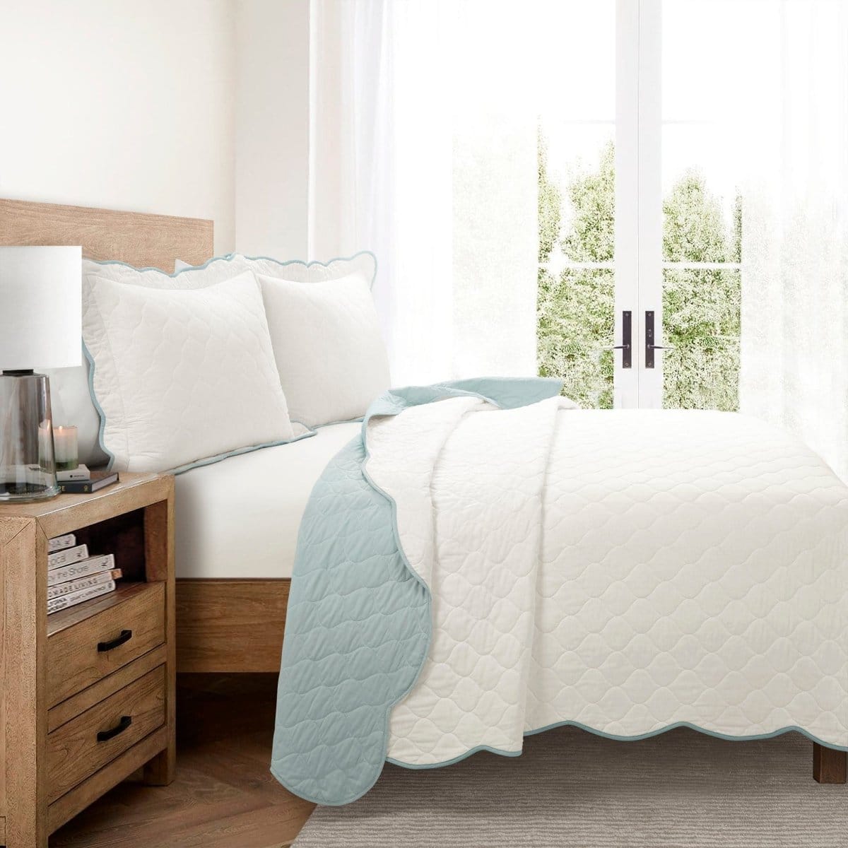 Coastal Chic Scalloped Edge Reversible Quilt 3 Piece Set - Quahog Bay Bedding