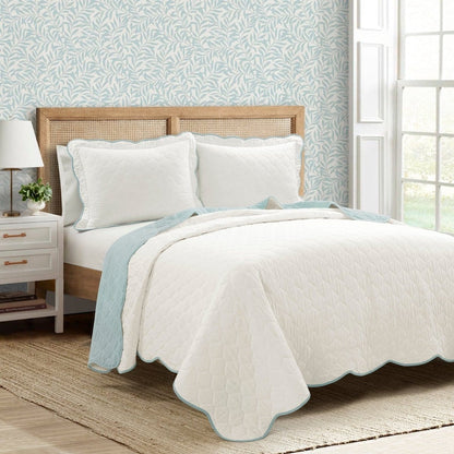 Coastal Chic Scalloped Edge Reversible Quilt 3 Piece Set - Quahog Bay Bedding