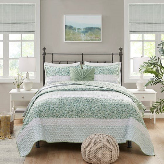 Madison Park Coastal Shabby Chic Seersucker Floral 4PC Quilt Set - Green, Yellow & White Hues - Quahog Bay Bedding