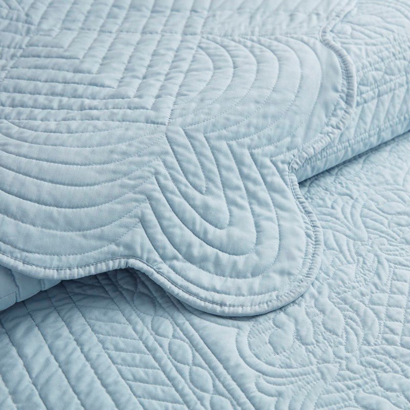 Coastal Scalloped Edge Quilt Set 3PC - Blue - Quahog Bay Bedding