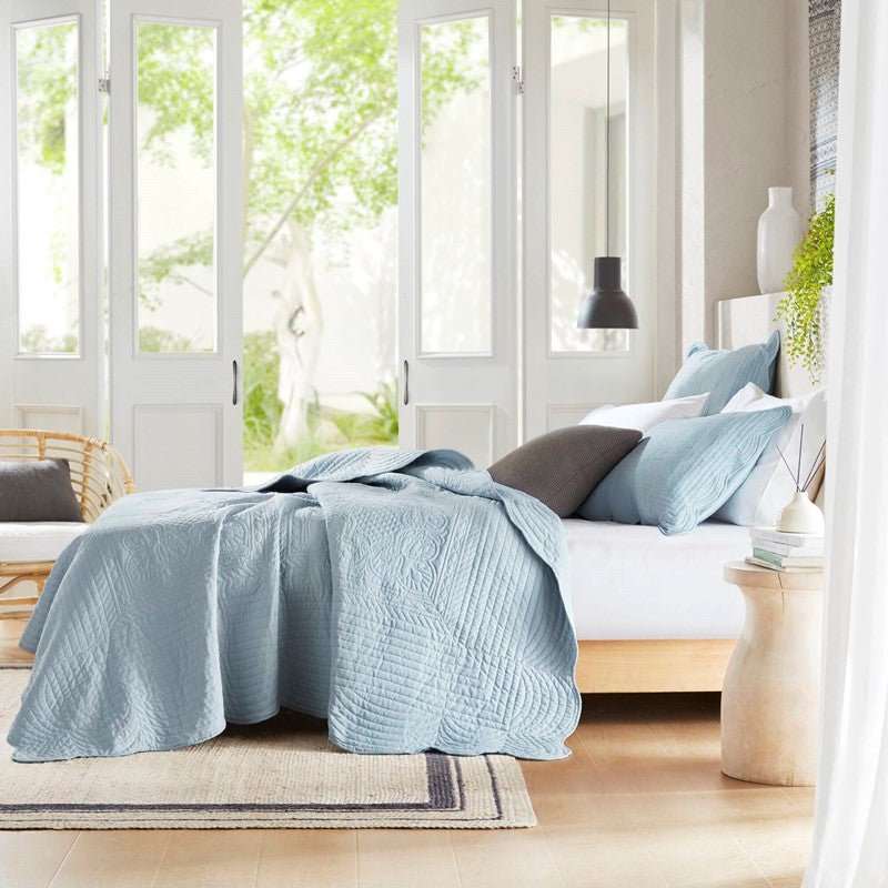 Coastal Scalloped Edge Quilt Set 3PC - Blue - Quahog Bay Bedding