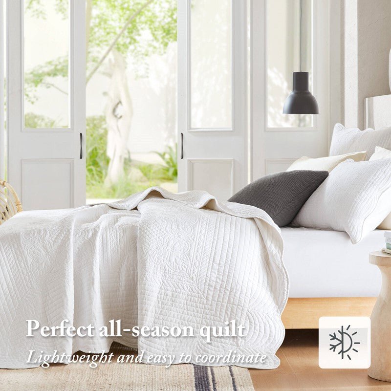 Coastal Scalloped Edge Quilt Set 3PC - White - Quahog Bay Bedding