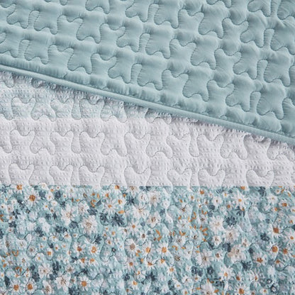 Coastal Shabby Chic Seersucker Aqua Quilt Set