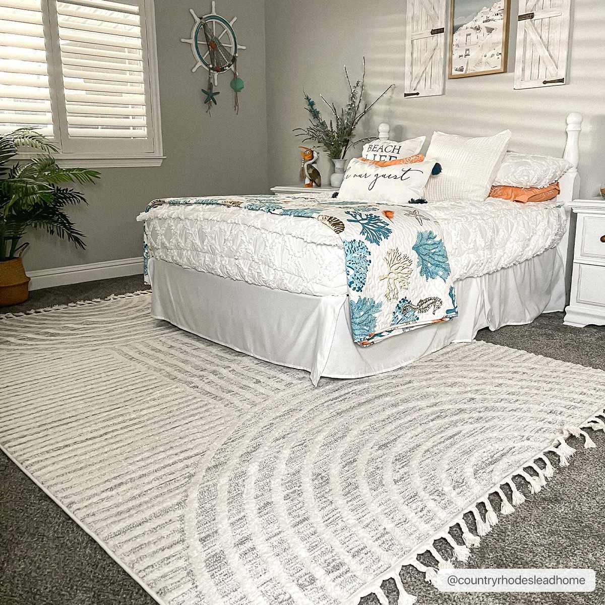 Dauin 3D Rainbow Area Rug with Tassels