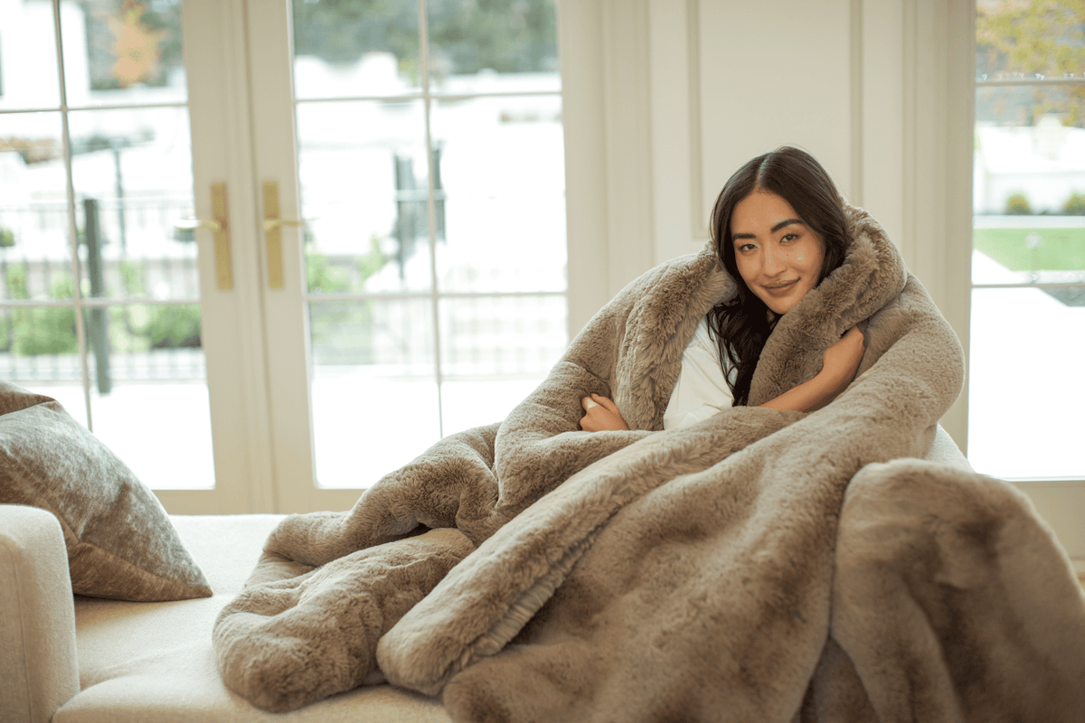 SnuggleWrap Blanket: Cozy Comfort for Cuddles - Quahog Bay Bedding