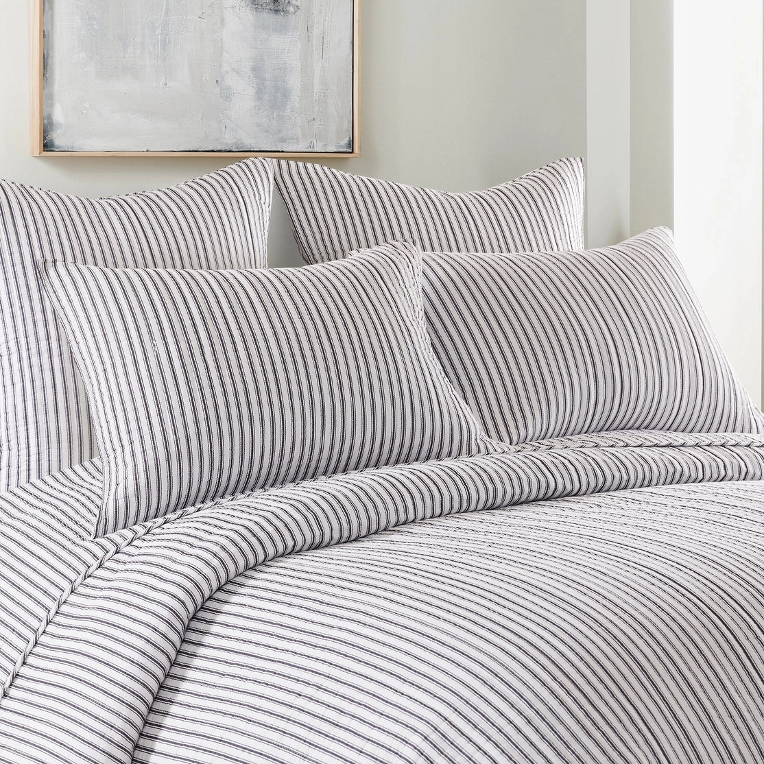 Tobago Stripe Quilt Set