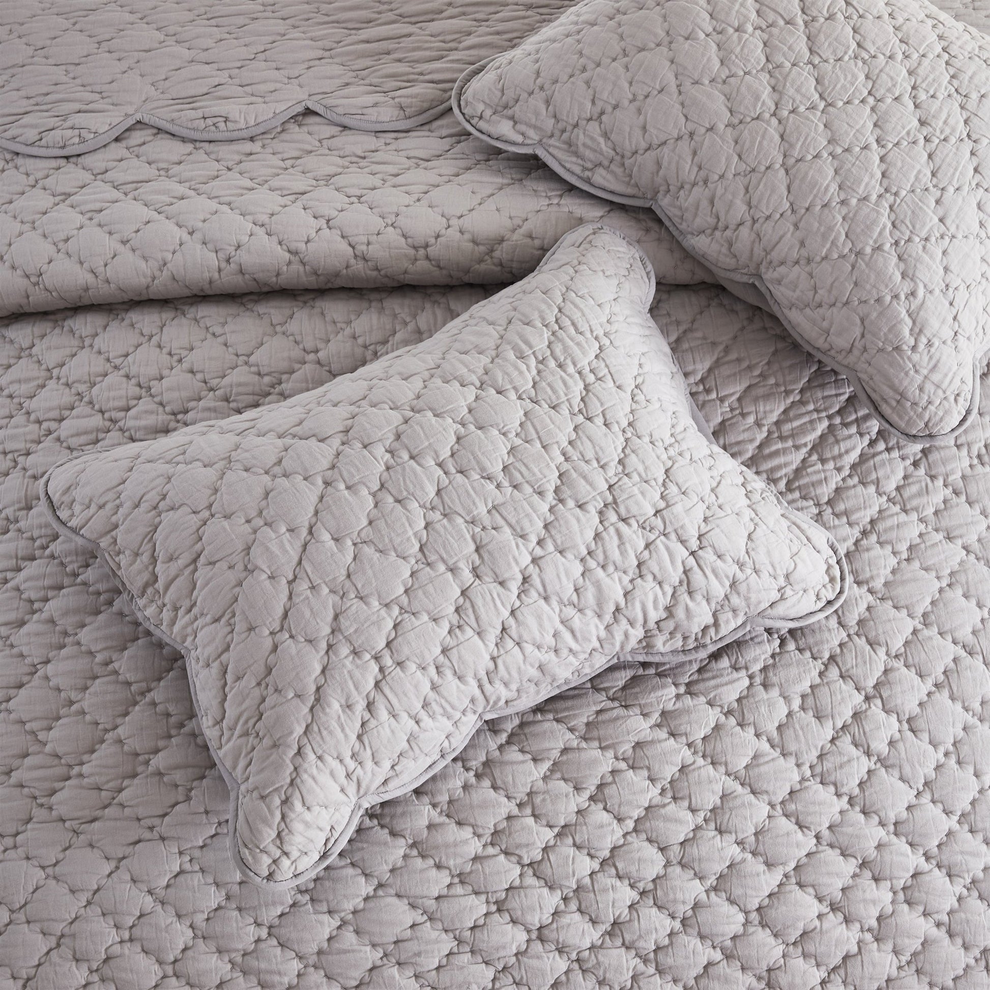 Diamond Scalloped Edge 100% Cotton Voile Hand Stitched Quilt Set 3PC - Quahog Bay Bedding