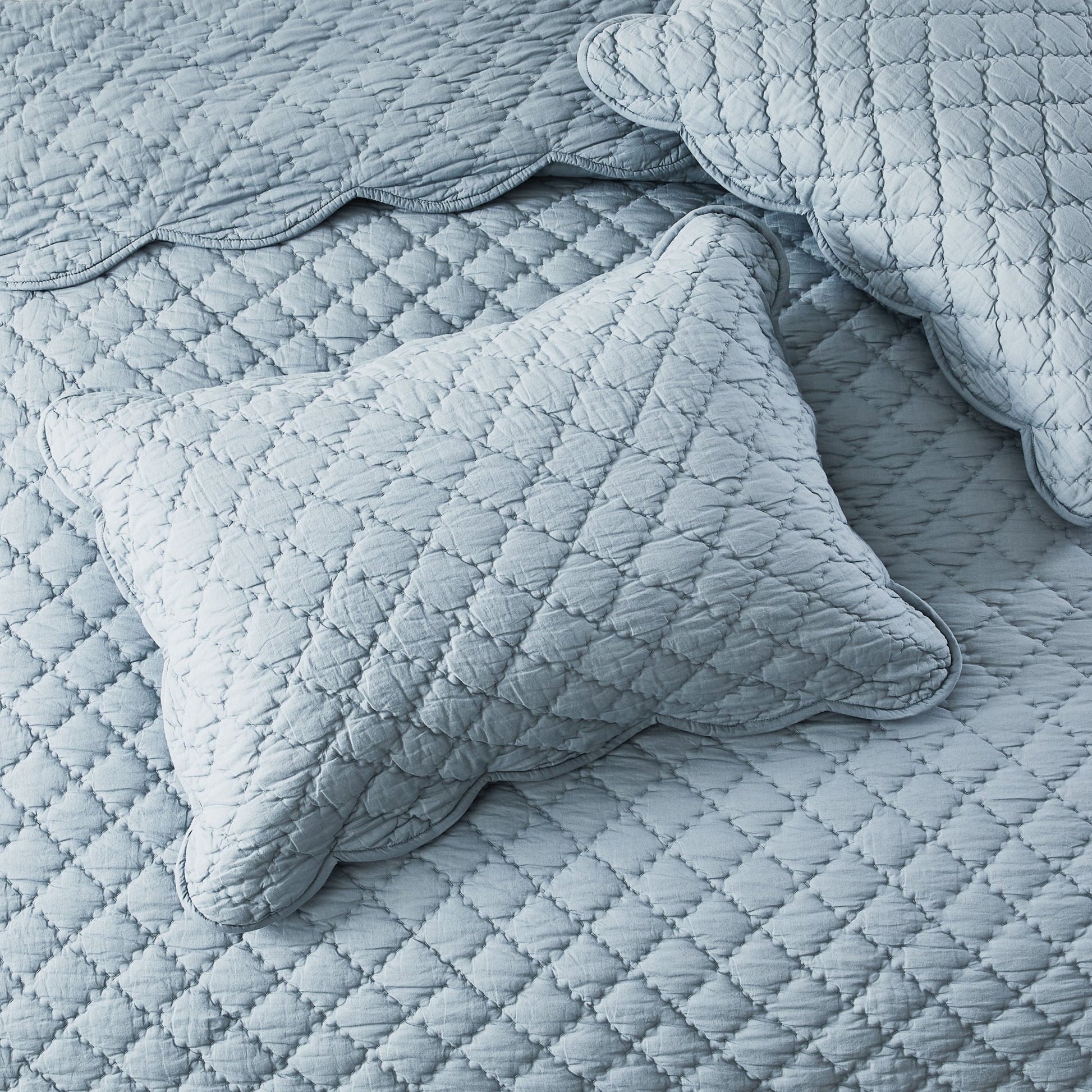 Diamond Scalloped Edge 100% Cotton Voile Hand Stitched Quilt Set 3PC - Quahog Bay Bedding