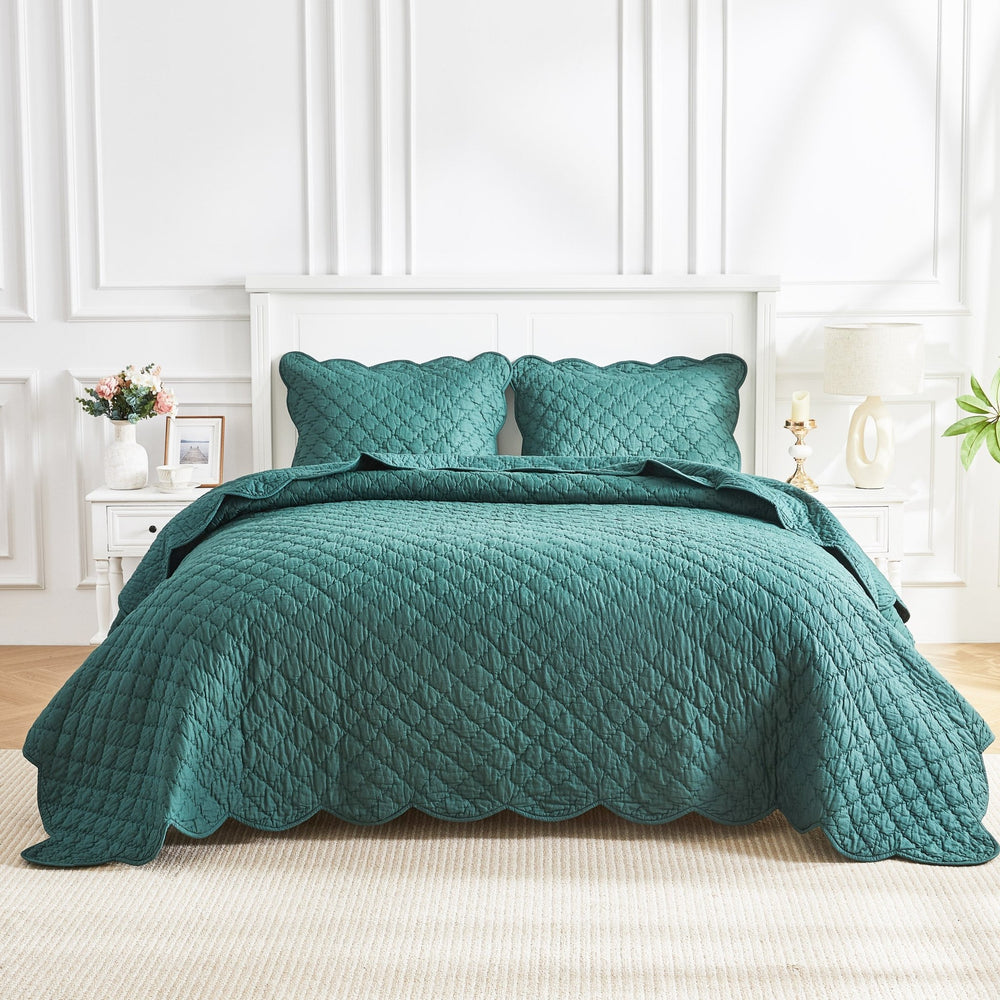 Diamond Scalloped Edge 100% Cotton Voile Hand Stitched Quilt Set 3PC - Quahog Bay Bedding