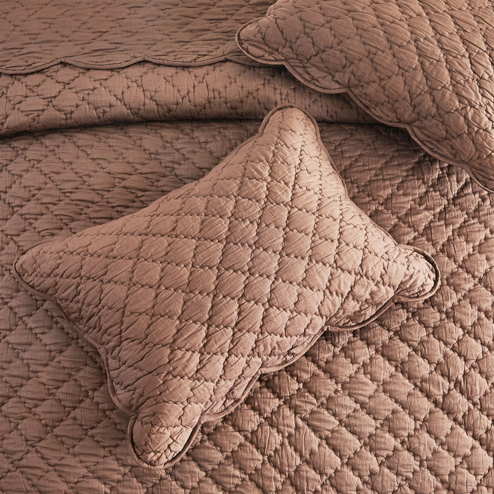 Diamond Scalloped Edge 100% Cotton Voile Hand Stitched Quilt Set 3PC - Quahog Bay Bedding