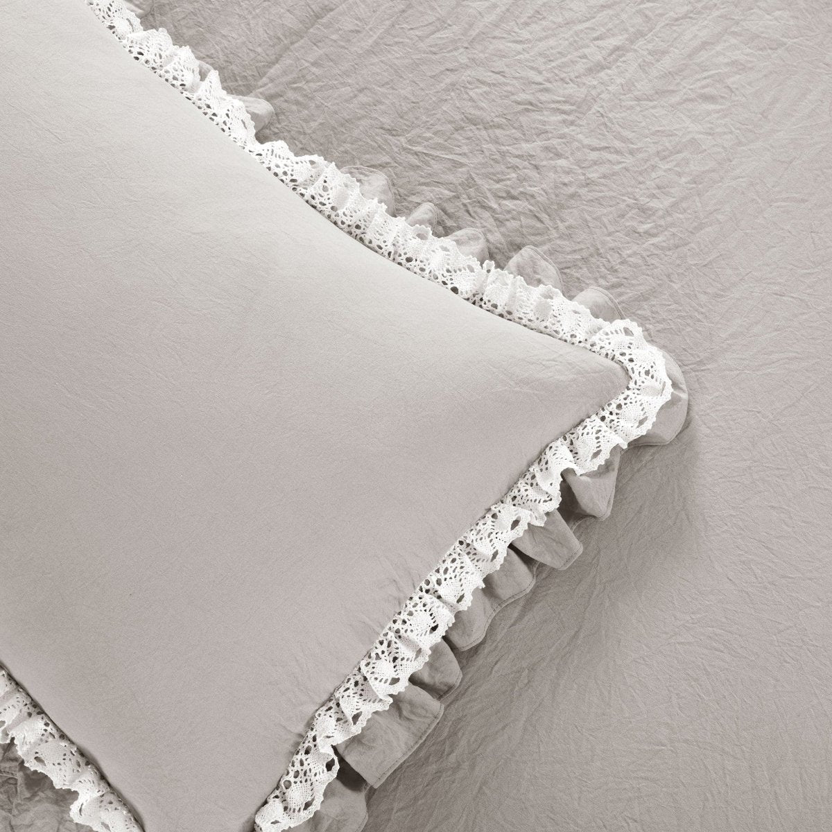 Ella Ruffle Lace 3PC Bedspread Set | Coastal Cottage Bedding - Quahog Bay Bedding