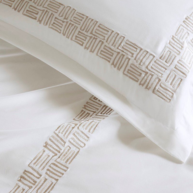 Embroidered Cotton Oversized Comforter Set - White & Gold 4PC - Quahog Bay Bedding