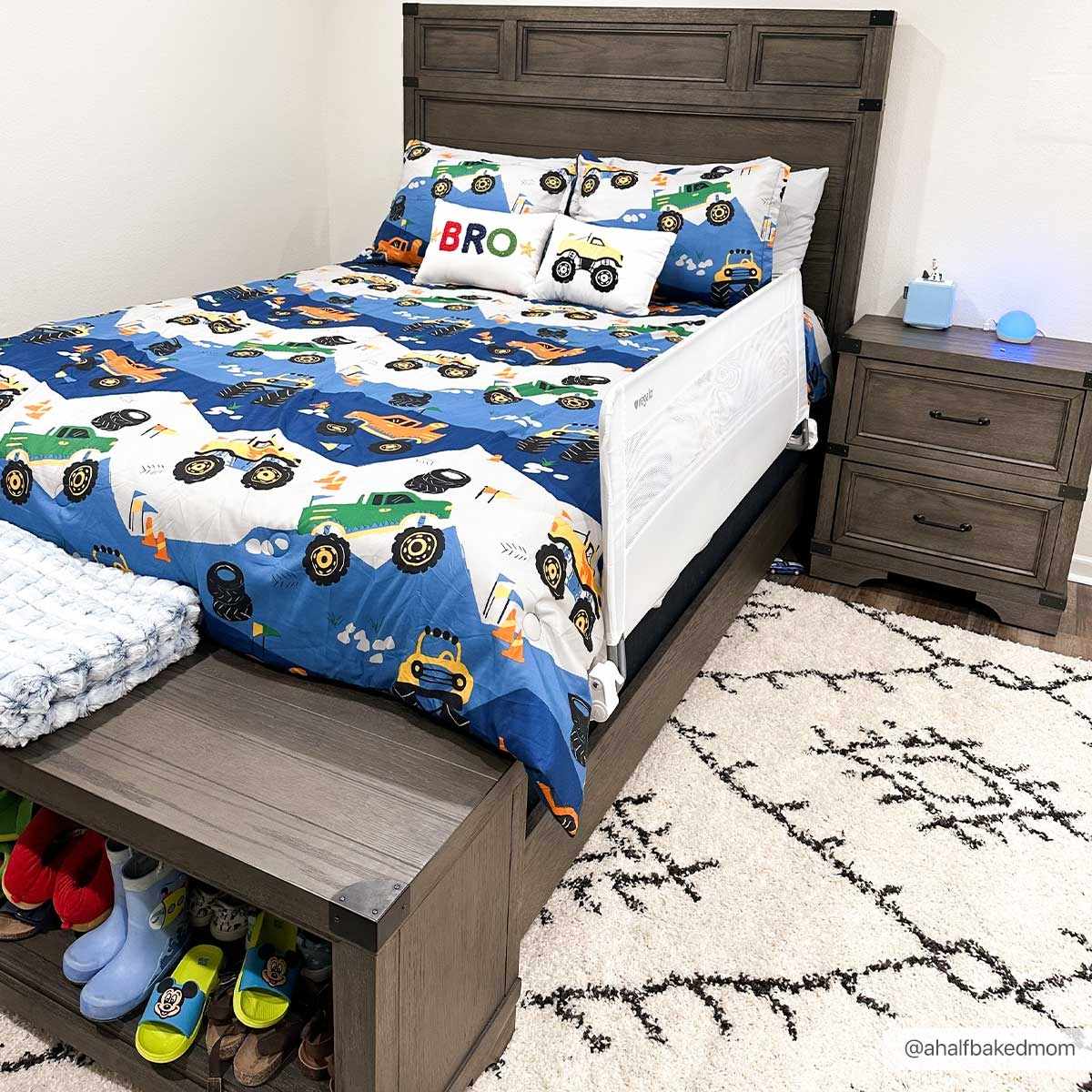 Emlenton Berber Shag with Tassels - Clearance - Quahog Bay Bedding