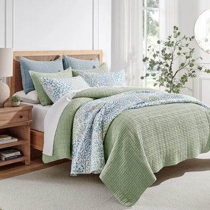 English Forest Cotton Quilt Set - Green - Quahog Bay Bedding