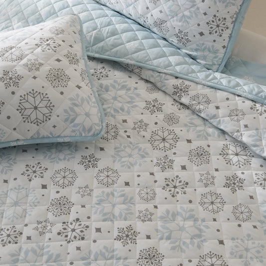 Snowflake Quilt - White, Blue & Grey - Coastal Christmas Bedding