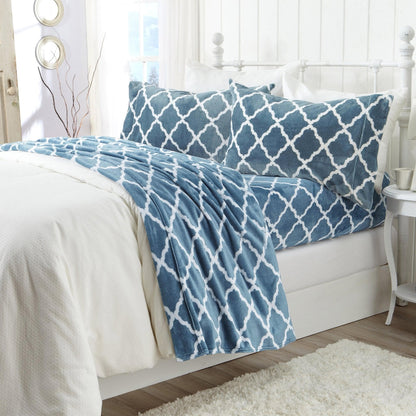 4-Piece Printed Plush Sheet - Velvet Luxe -  Coastal Holiday & Christmas Themed Bedding