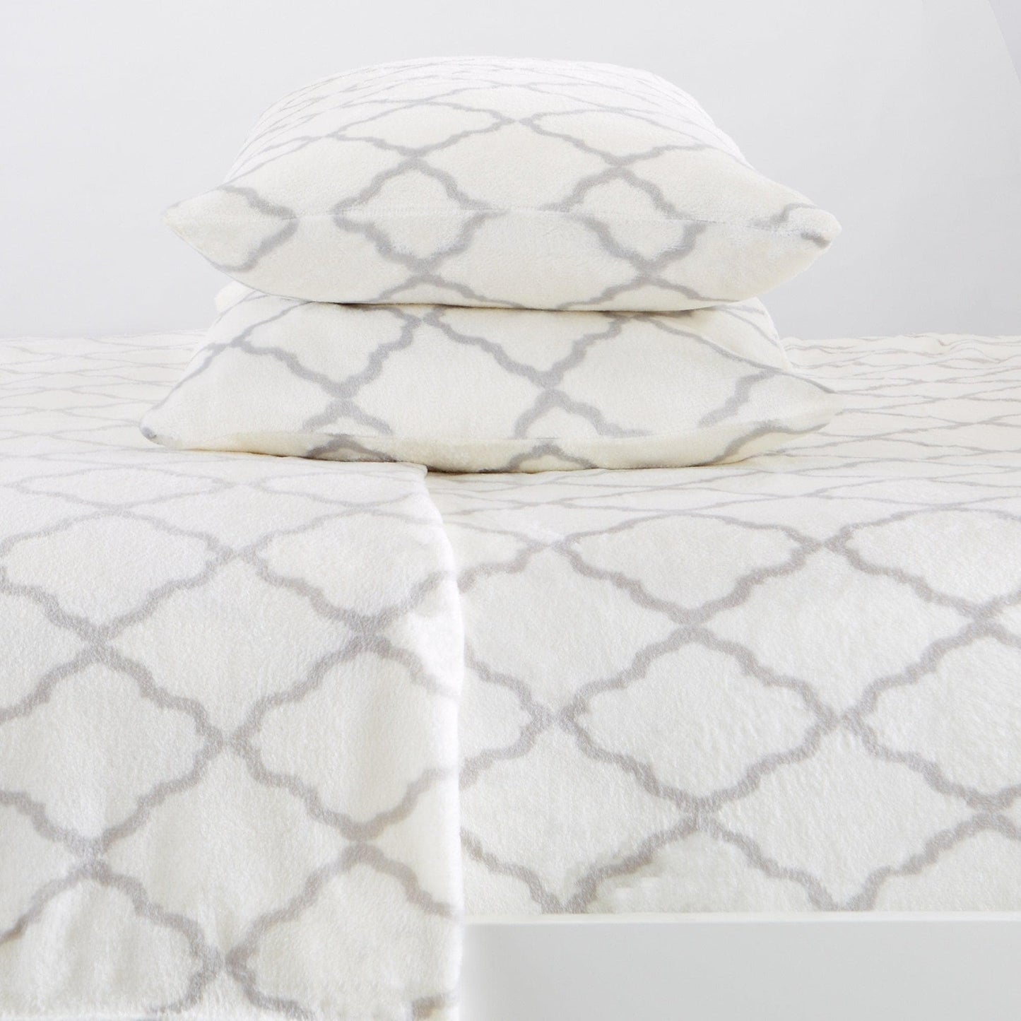 4-Piece Printed Plush Sheet - Velvet Luxe -  Coastal Holiday & Christmas Themed Bedding