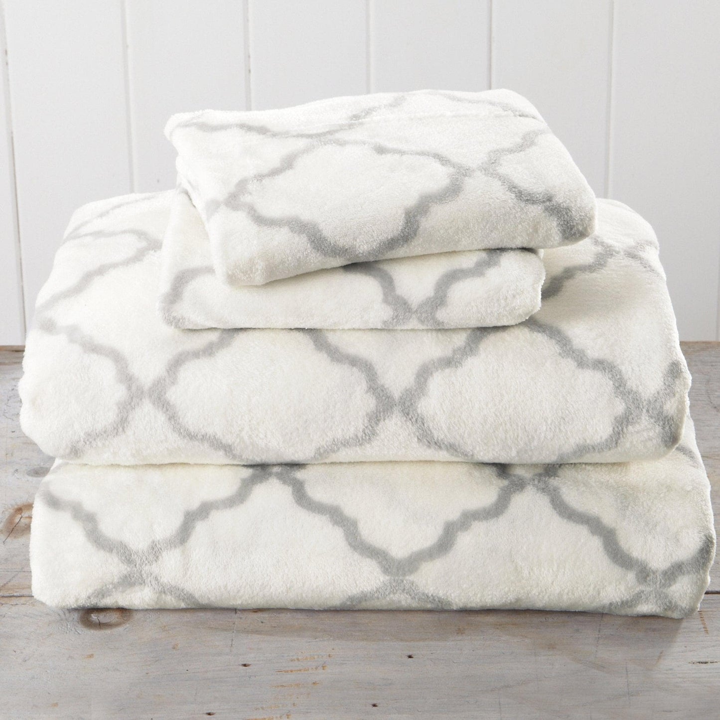 4-Piece Printed Plush Sheet - Velvet Luxe -  Coastal Holiday & Christmas Themed Bedding