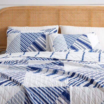 Coastal Navy Stripe Quilt - Striped Coastal Quilts