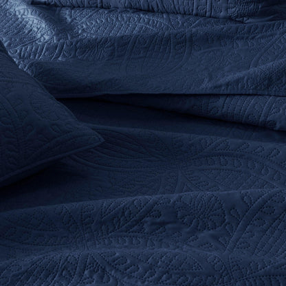 Oversized Coastal Medallion Quilt Set - Coastal Quilts