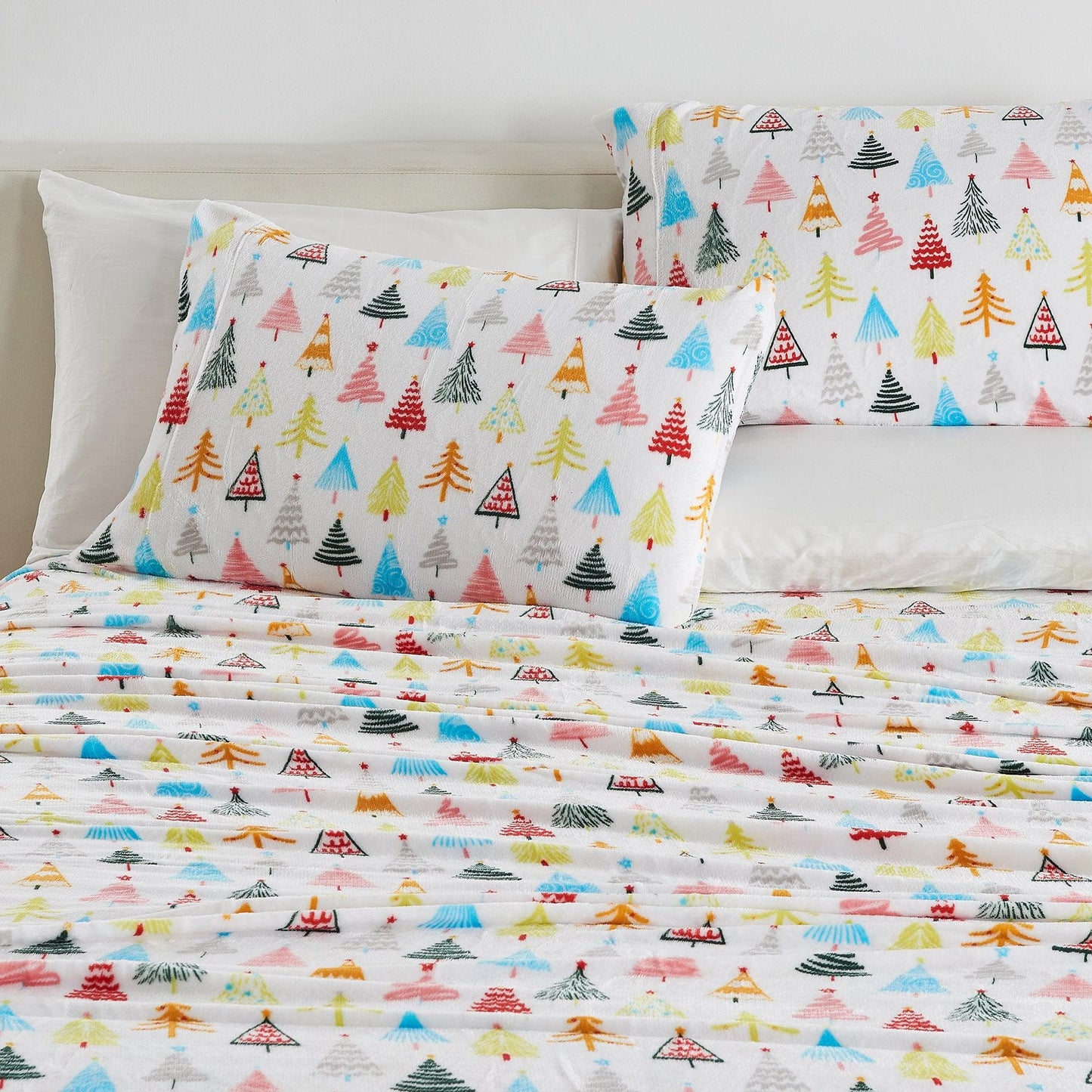 Velvet Luxe Printed Plush Sheet - Winter & Christmas Themed Bedding