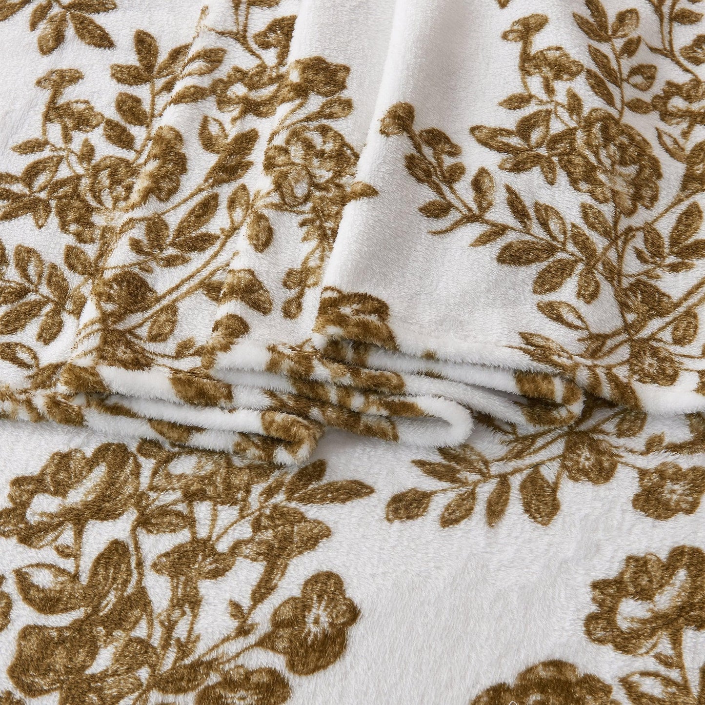 Velvet Luxe Printed Plush Sheet - Winter & Christmas Themed Bedding
