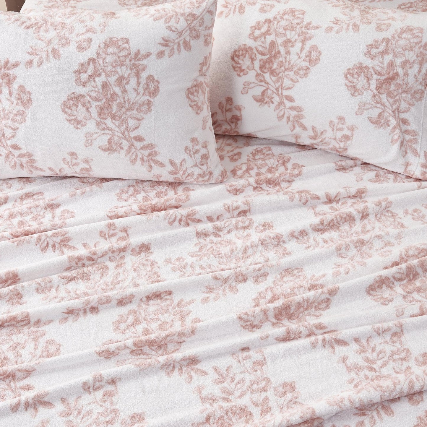 4-Piece Printed Plush Sheet - Velvet Luxe -  Coastal Holiday & Christmas Themed Bedding