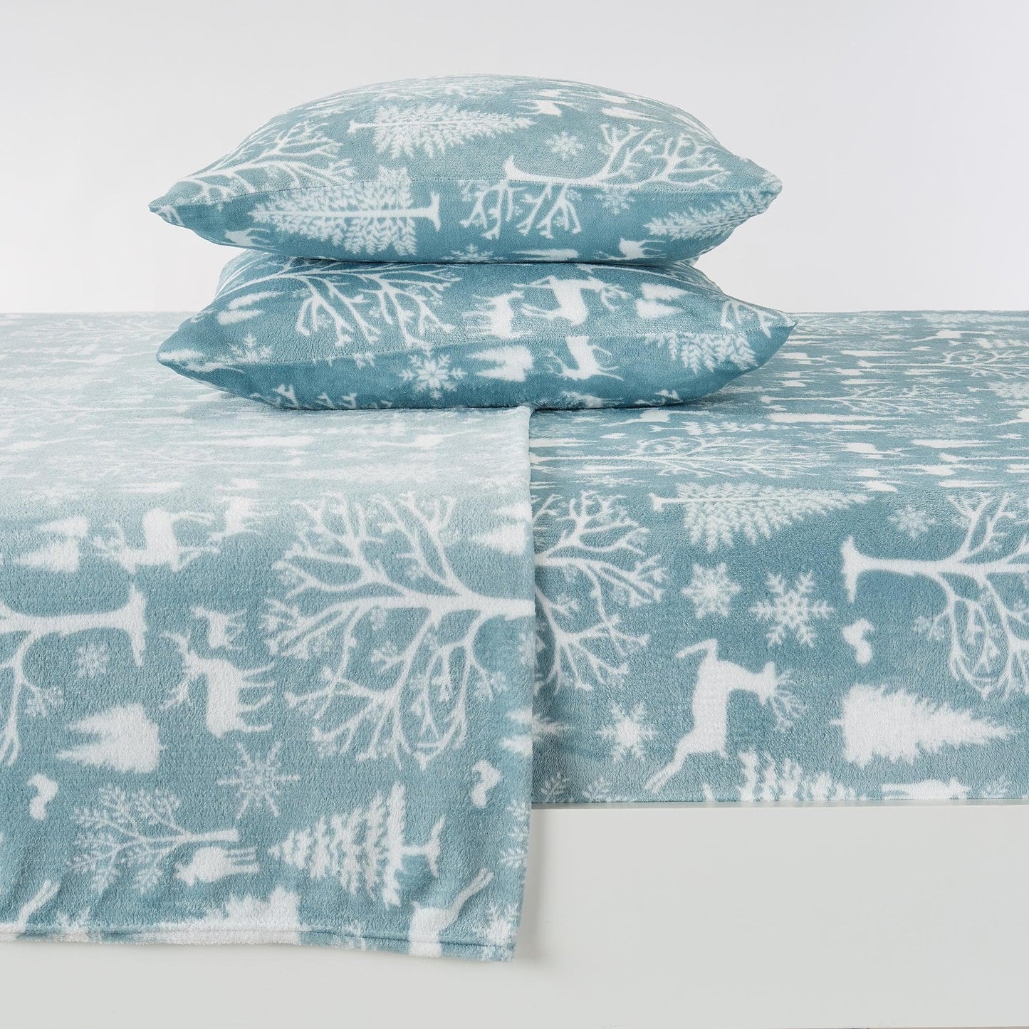 Velvet Luxe Printed Plush Sheet - Winter & Christmas Themed Bedding