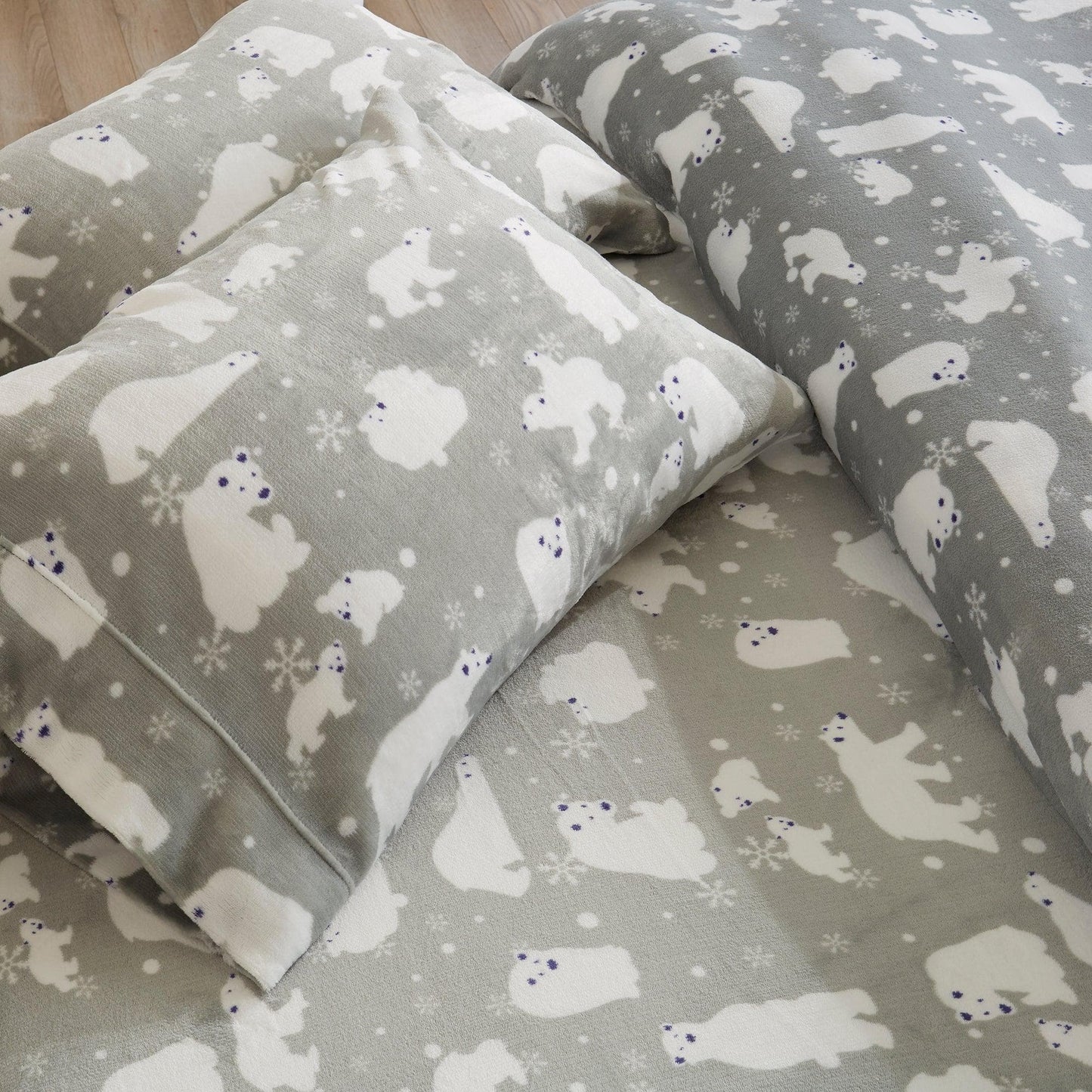 Velvet Luxe Printed Plush Sheet - Winter & Christmas Themed Bedding